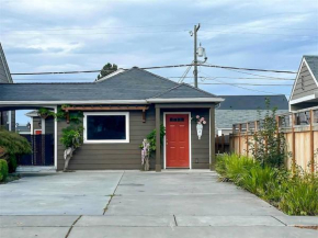 Sqc Cedar St Cottage